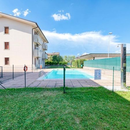 Wolf House - Sirmione Holiday Bagian luar foto