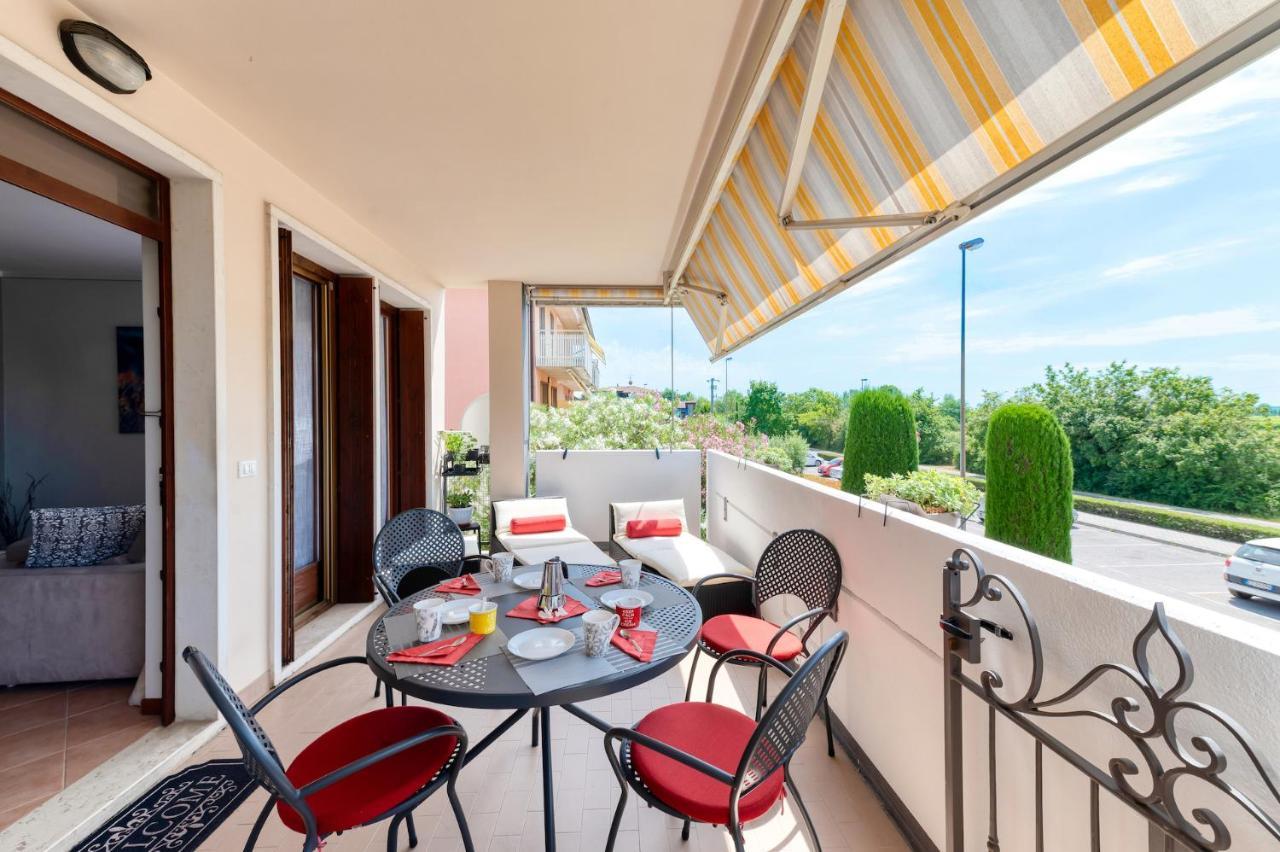 Wolf House - Sirmione Holiday Bagian luar foto