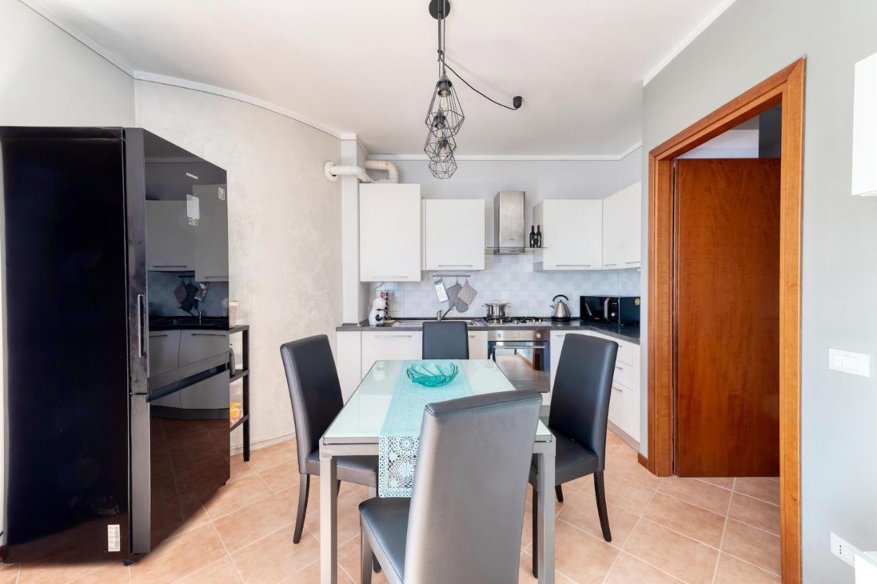 Wolf House - Sirmione Holiday Bagian luar foto