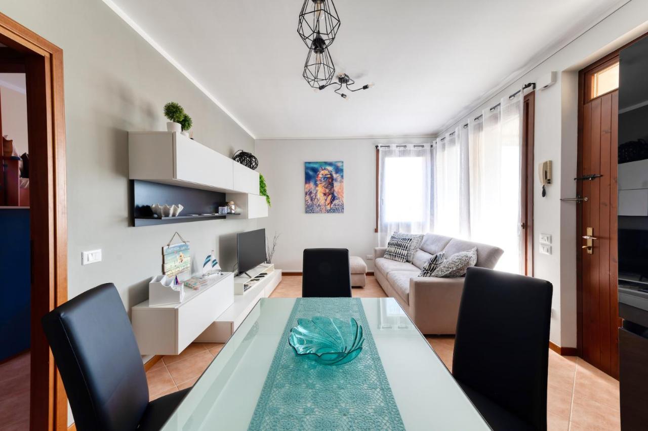 Wolf House - Sirmione Holiday Bagian luar foto